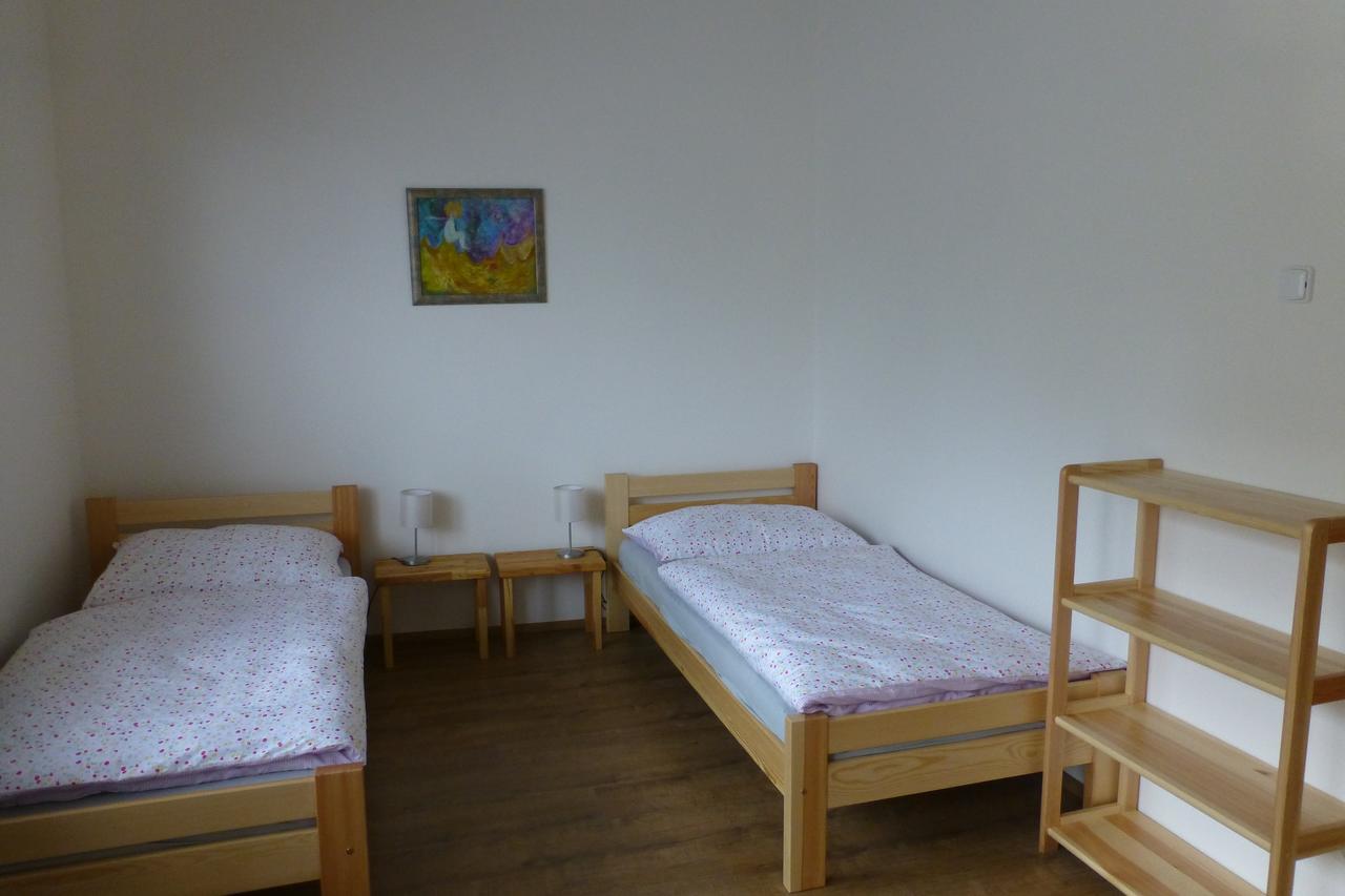 Pod Kralicim Vrchem Apartment Milovice  Екстериор снимка