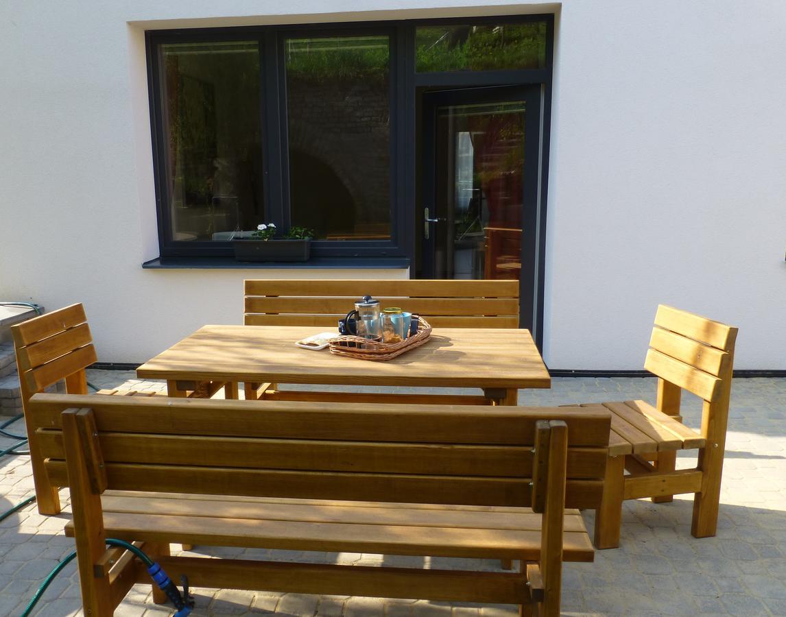 Pod Kralicim Vrchem Apartment Milovice  Екстериор снимка